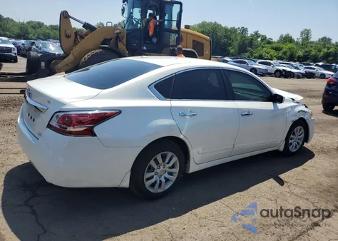 2015 Nissan Altima 2.5 from USA, damaged, VIN 1N4AL3AP4FC410855